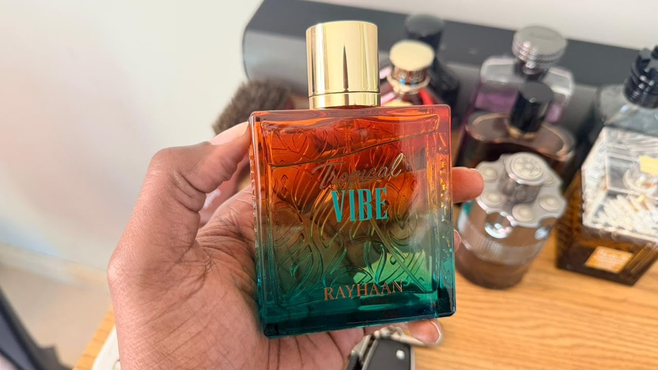 Il profumo tropicale Rayhaan s - Perfume Fragrance Blue recensione e prezzo